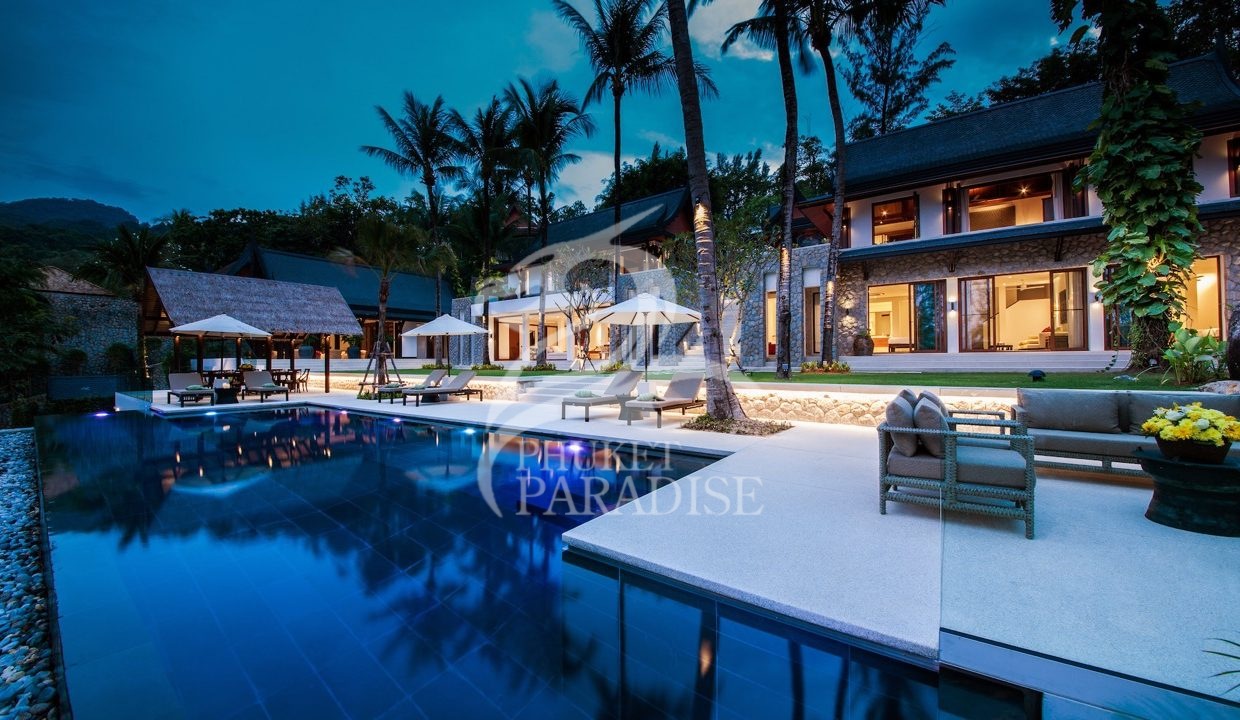 101 Villa Analaya Kamala Beach Phuket - By Night — крупный размер