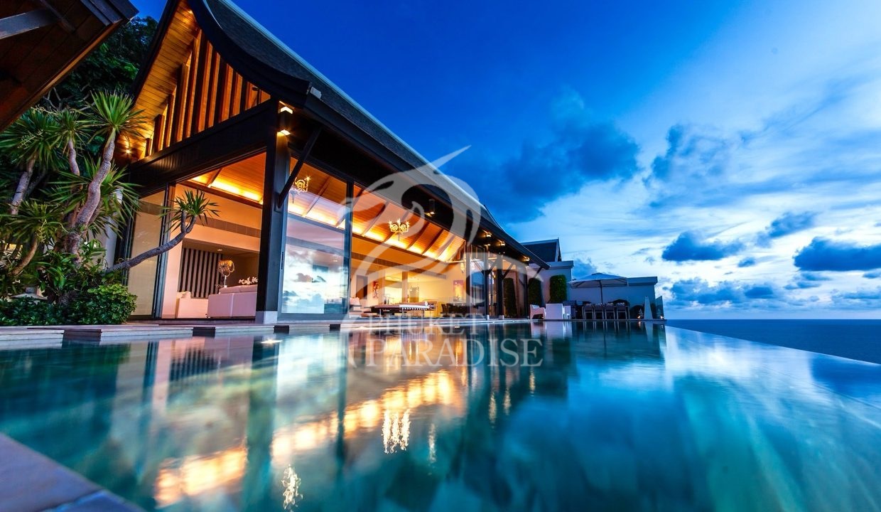 113 Villa Paradiso Naithon Beach Phuket - By Night — крупный размер